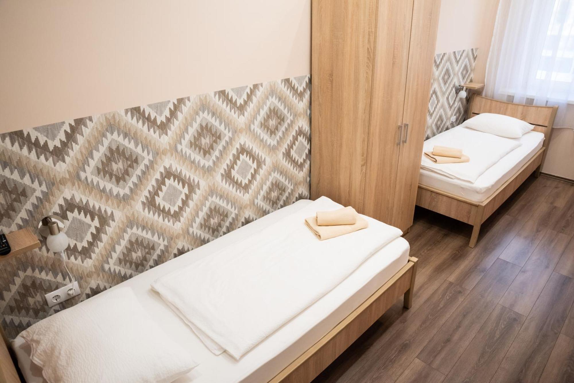 Gesztenye Apartman Makó Exterior foto