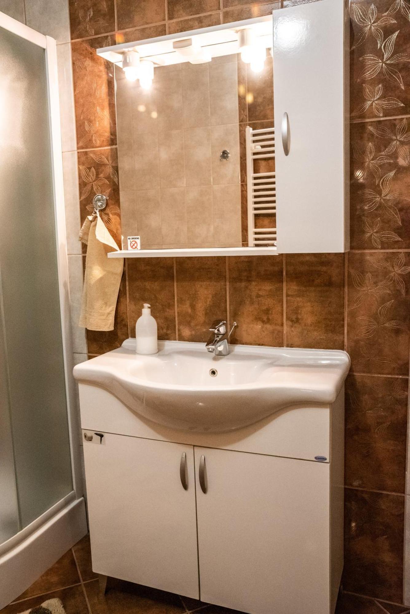 Gesztenye Apartman Makó Exterior foto